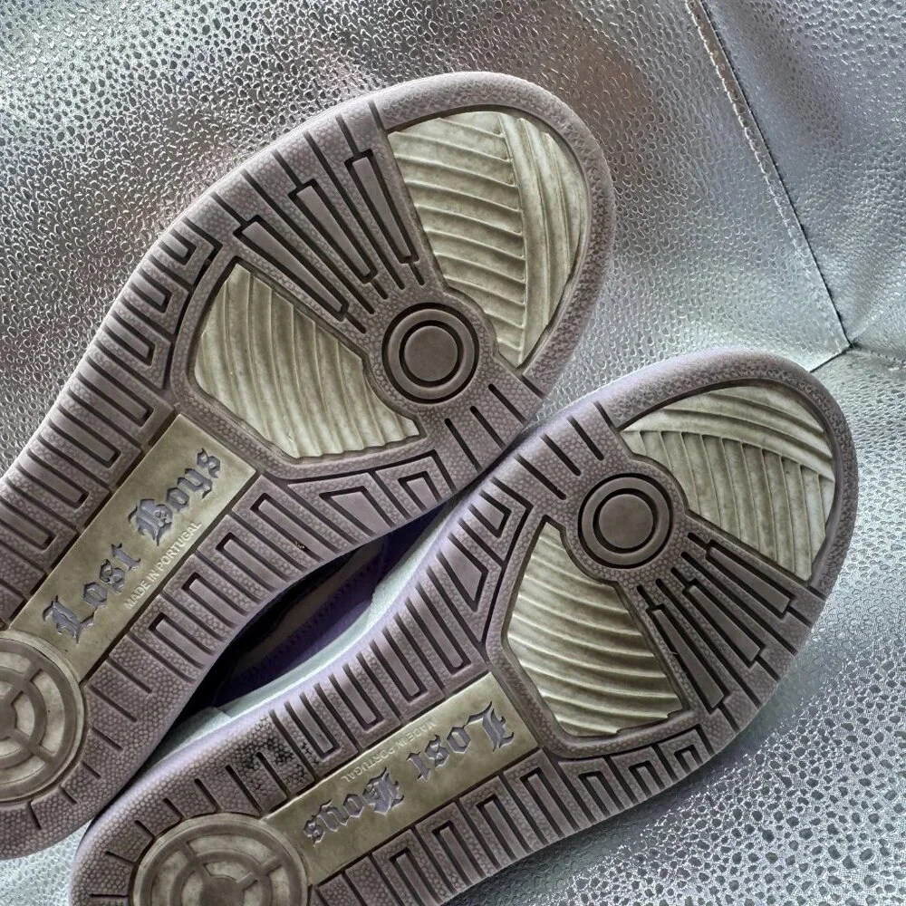 Size 4.5 Lost Boys x Vicinity Mens‎ Purple White Low Top Athletic Sneakers